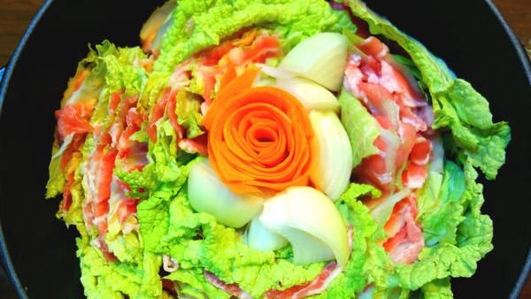天冷吃鍋！教你做「白菜豬肉千層」