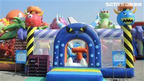 新北歡樂耶誕城加碼，氣墊遊樂園,元旦連假。（圖／新北觀傳局提供）