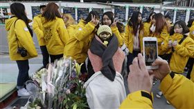 南韓立慰安婦少女像(圖／美聯社／達志影像)