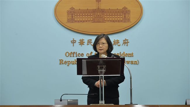 「是我們大人的錯」小英談納粹風波