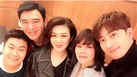 關之琳與周覓傳出忘年戀。（圖／翻攝自周覓IG）
