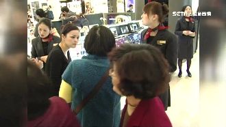 櫃姐問一例一休怎休假？遭老闆回嗆