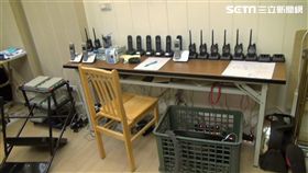 吳男利用免費毒品為誘，吸引毒蟲加入詐騙集團，並在文山區租下豪宅建立機房，卻被車手頭捲款潛逃，警方也在此時登門查緝（楊忠翰攝）