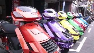 全台吹復古　第一潮車「名流」重現