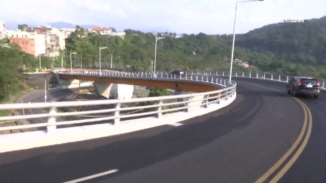 台道路設計怪！髮夾彎、直角彎超驚險