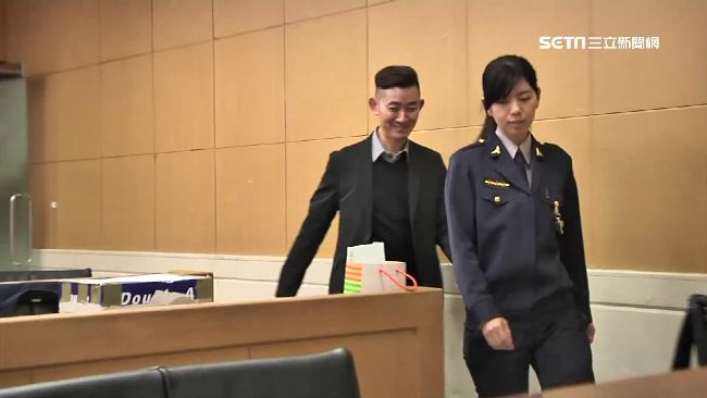 葡萄王涉過期改標　董座200萬交保