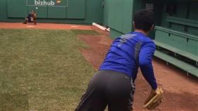 達比修有左手投球影片。（圖／擷取自Instagram）