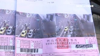 號誌有秒差收紅單　騎士疑警設陷阱