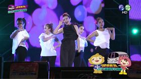 selina、任家萱、跨年/翻攝自《華視》