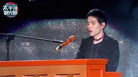 蕭敬騰率獅子合唱團在花蓮跨年開唱