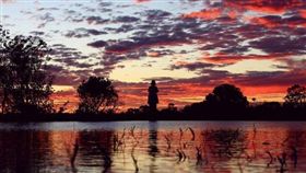 水中央,八煙部落,網友,祕境,GI,夕陽,仙境,北8鄉道奎柔山路,陽明山,淡水　圖／Instagram https://goo.gl/fKVSp3