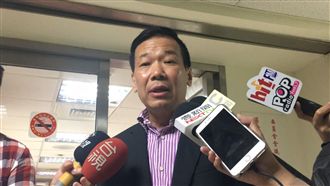 鍾小平：柯文哲為連任恐嚇蔡英文