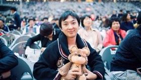 王思聰
http://tw.weibo.com/sephirex/3767786730006389