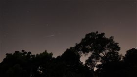 流星雨
https://www.flickr.com/photos/mingchung/9153192994/in/photolist-emjrfR-q7ZKZu-eUURJX-58iunE-C3cNqf-b6ZWiM-5gb5dC-5gb5Zy-eWQvoj-sth9Z-CPk8i4-C1RZTa-PJoTAt-PaPys1-PFc68u-PJoRm8-NtH1rU-PFaA1o-Nv1Cic-