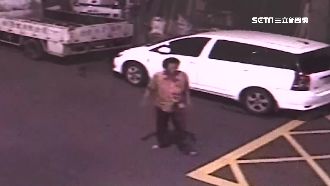 醉男發酒瘋持刀攔車　隨機攔車想砍人