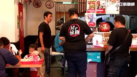 一例一休,森邦集團,燒烤,乾杯,拉麵店,漲價,排班,調薪,時薪,人力