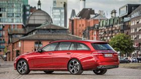 名家_AutoWeek汽車週刊_M-BENZ E-Class Estate