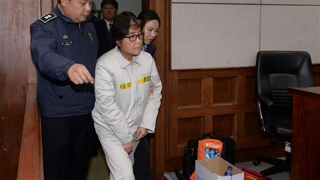 崔順實律師控檢方　偵訊時惡言相向
