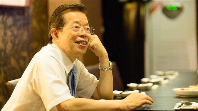 謝長廷談女兒昏迷　蘇貞昌：保重為要