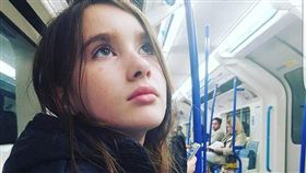 英國,正妹,鏡報,萊安娜,Liana Lisle,基因,西娜,Chyna　圖／鏡報　
