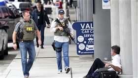 佛州機場槍擊案_美聯社