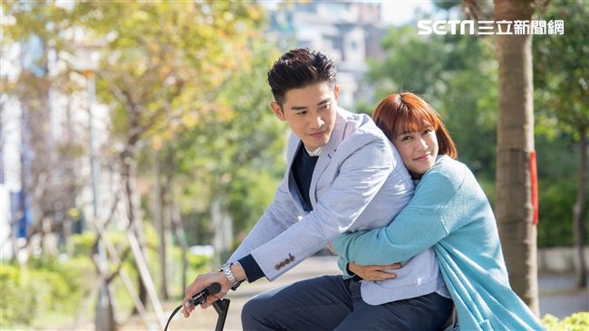 被劉奕兒形容肚子軟軟　張立昂大驚嚇