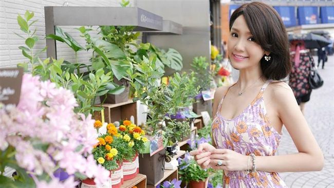 傳輕生退演藝圈？海倫清桃：遭盜帳號