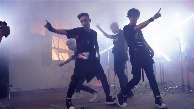 嘻哈新男團竟幻想「EXID」寫新歌