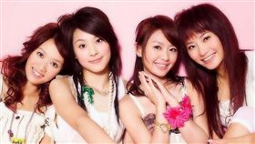 七朵花,華納唱片