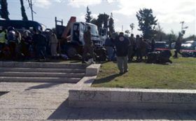 以色列耶路撒冷卡車恐攻。(圖／取自twitter-Israel News Online)