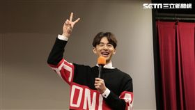 獨家／超師奶級粉絲現身見面會　張軒睿成「老少咸宜」偶像 圖/記者王建棠攝影