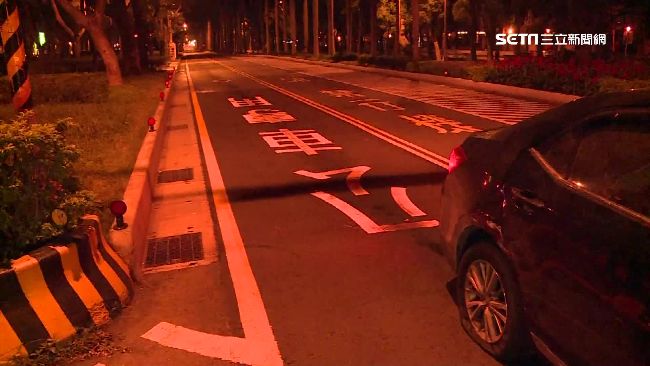 龜速爆胎車闖公車道　警方只能這樣做