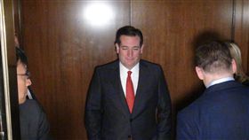 蔡總統與美參議員克魯茲會談
美國前總統參選人暨聯邦參議員克魯茲前往總統蔡英文
下榻飯店，與英捷專案訪問團高層會談。
中央社記者廖漢原休士頓攝影　