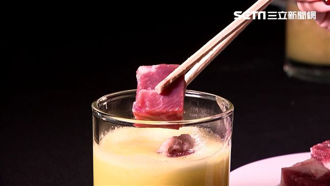 鳳梨酵素分解蛋白質　逼重組肉現形