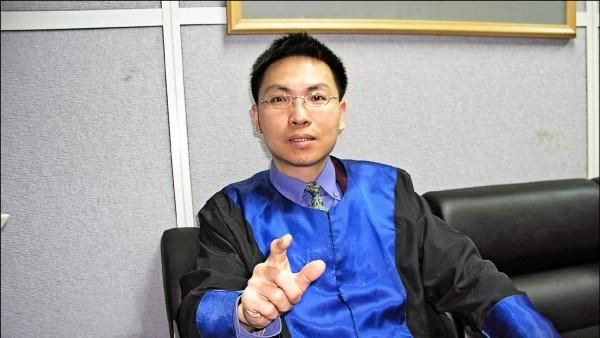 恫嚇被告　暴走法官曾雨明遭罰俸百萬