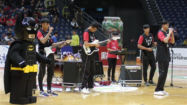 重開機高難度曲目　飆不上去笑怪隊友