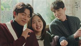 鬼怪,孤單又燦爛的神－鬼怪,孔劉,孔侑,金高恩,劉寅娜,劉仁娜,李棟旭,拍戲,累倒,昏倒,tvN,金土劇,韓劇－翻攝自《孤單又燦爛的神－鬼怪》官網