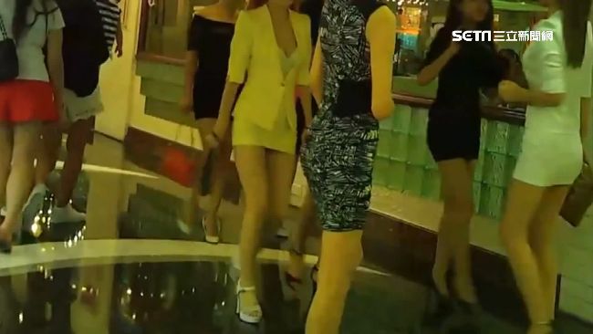 不爽與酒客曖昧　男友暴怒掐死她