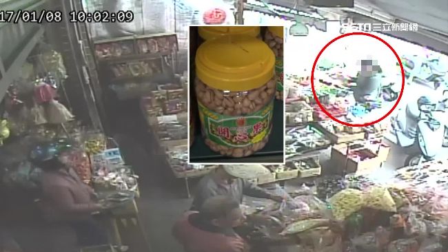 單親媽為享「年味」　偷藏開心果遭逮