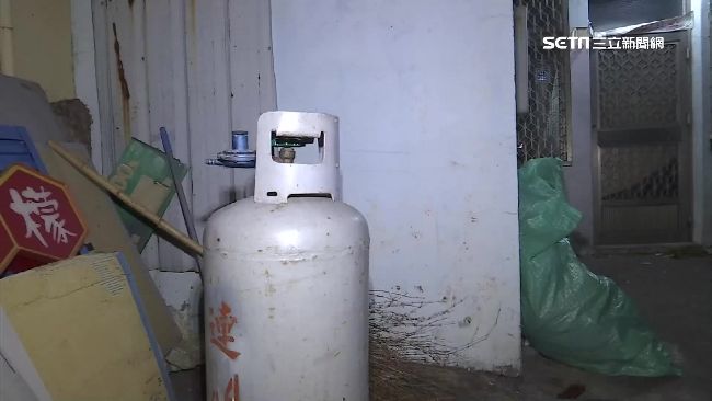 瓦斯漏氣…待救嬤淡定點菸　消防嚇暈