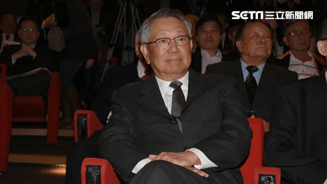 詹啟賢弔唁辜成允：待人謙和，很不捨