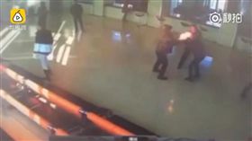 中國大陸,吉林省,縱火,女子著火（圖／翻攝自秒拍）