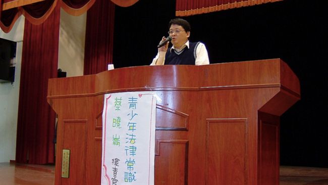 前檢察官嫖少女　二審刑度加重3個月