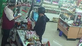 J持刀搶超商1200