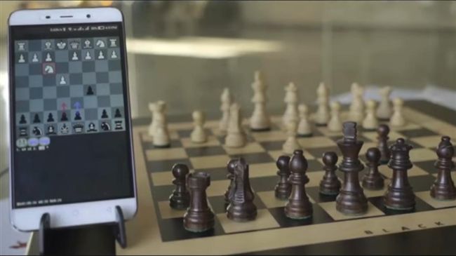 影／巫師棋問世？棋子自己動還能直播