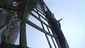 無敵風火輪？火車僅靠風能運行　執行長把自己綁風車上慶祝
圖／翻攝自NS YouTube
https://www.youtube.com/watch?v=mpmN2S_frzg