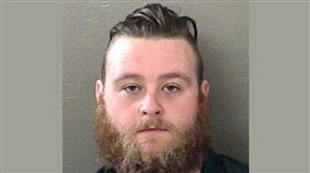 Bradley Hubbard,母狗,霸王硬上弓,性侵,人獸交,變態
圖／翻攝自外媒complex