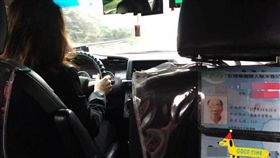 小黃,計程車,司機,登記證　圖／翻攝自爆廢公社 16:9