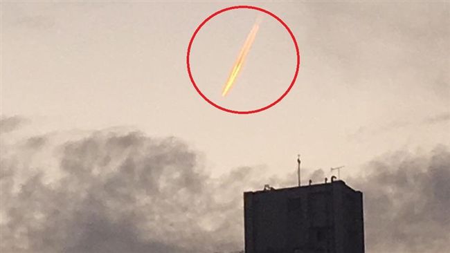 天空驚見不明物體　網：都敏俊是你？