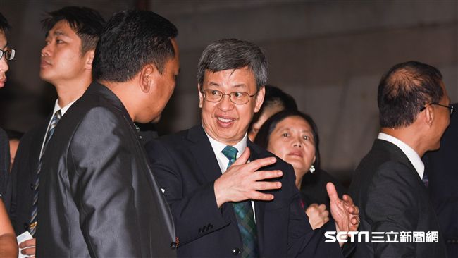 年改沒代表？陳建仁：有藍委私下接洽